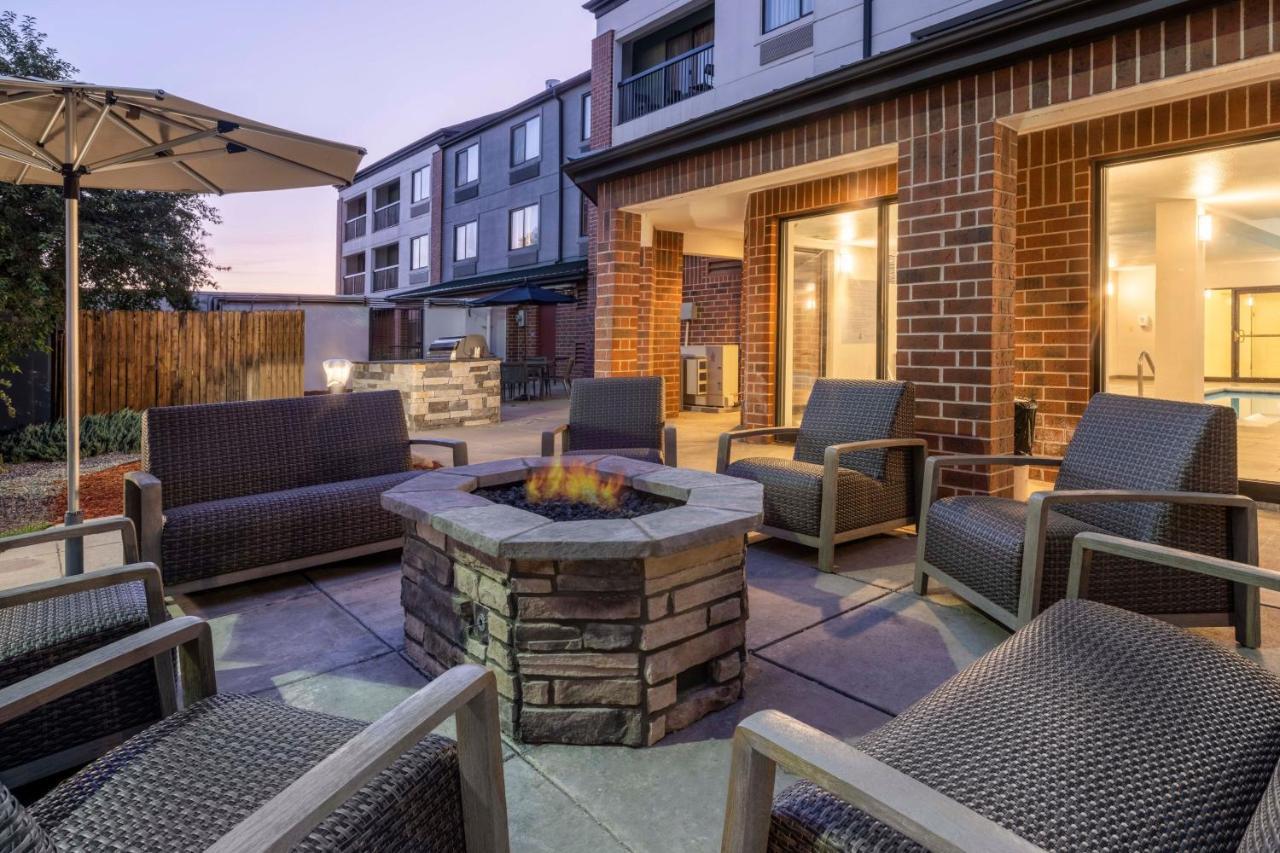 Courtyard Denver Southwest/Lakewood Bagian luar foto